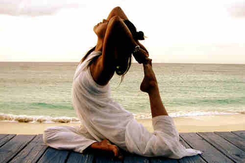 صور طريقة ممارسة اليوغا في البيت وأهم فوائد اليوغا النفسية وللمرأة